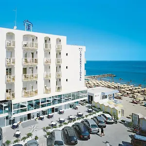 Hotel International Direttamente Sulla Sabbia